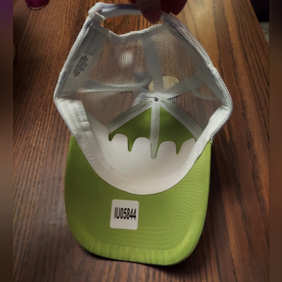 Mossy Oak Bright Green Neon Adjustable Mesh Structured Adult Baseball Cap - Picture 3 of 10